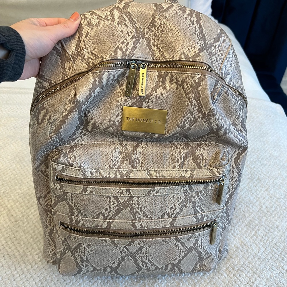 Honest company diaper backpack